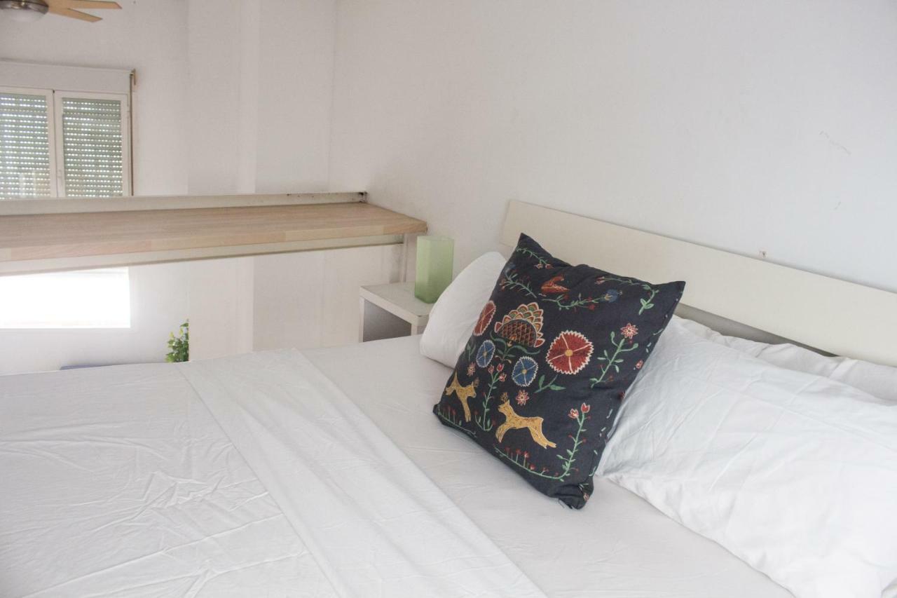 Buena Onda Lagunillas Apartment Malaga Bagian luar foto