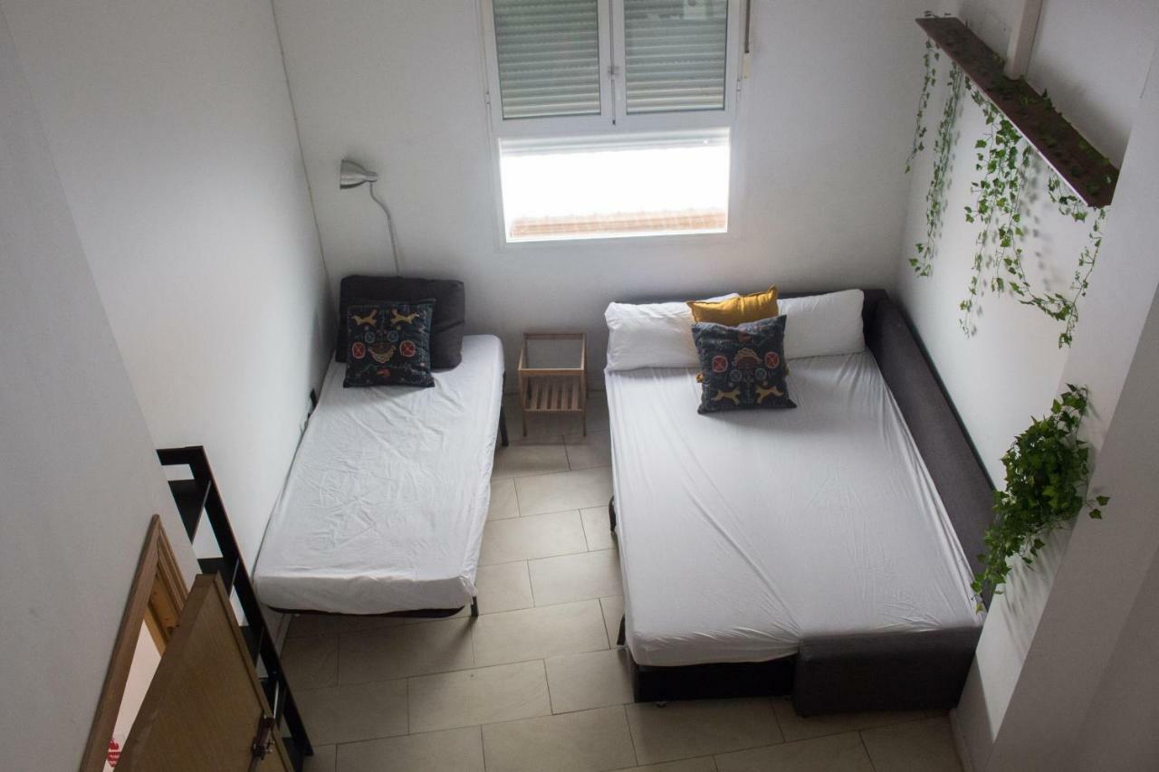 Buena Onda Lagunillas Apartment Malaga Bagian luar foto