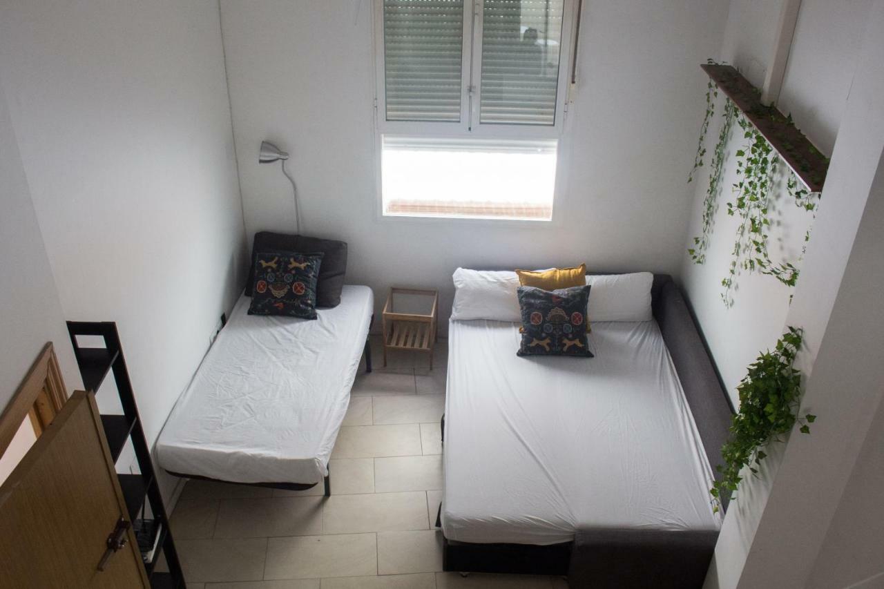 Buena Onda Lagunillas Apartment Malaga Bagian luar foto